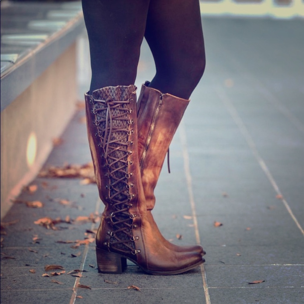 Freebird Wyatt boots by Steve Madden